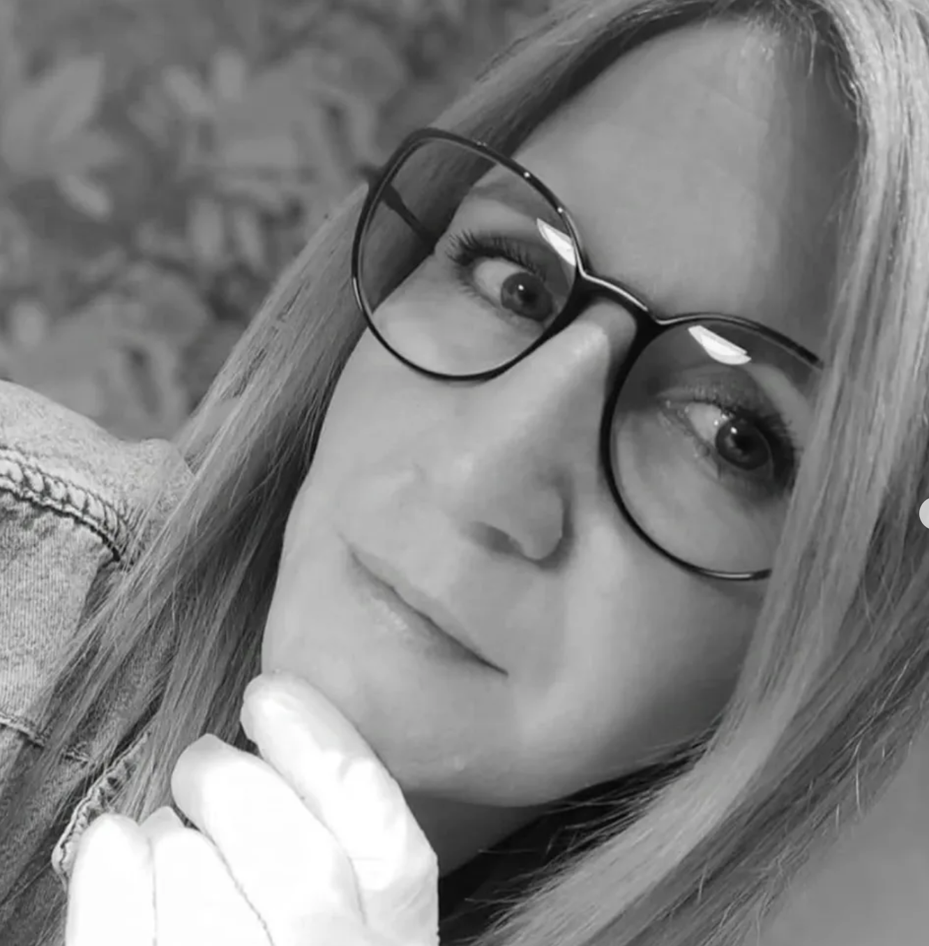 Aurélie, dite Lily, styliste ongulaire